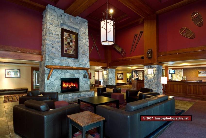 The Aspens front foyer, welcoming all guests.
