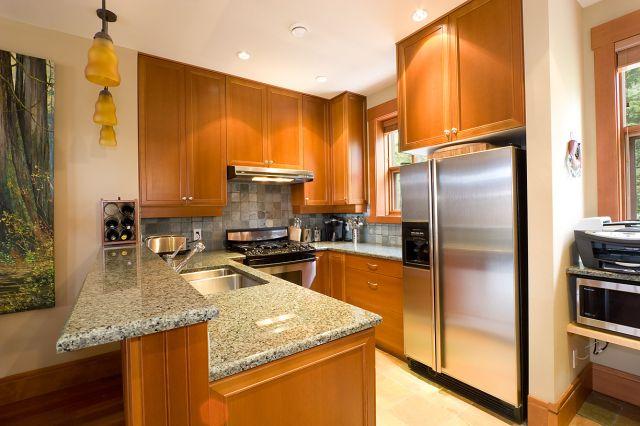 Taluswood Whistler kitchen - full size to help all your creations