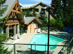 Glacier's Reach Accommodation in Whistler exterior photo