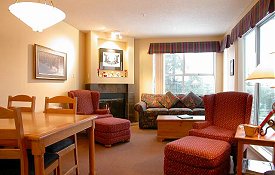 Living area of Wildwood Lodge