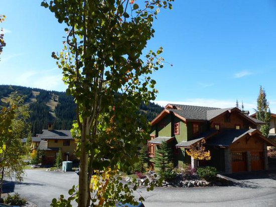 Sun Peaks 3 Bedroom Accommodation - Trails Edge - #1009 Sun Peaks 3 Bedroom Accommodation - Trails Edge - #1009