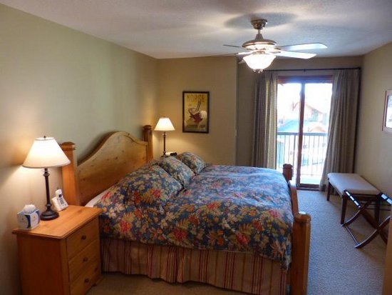 Sun Peaks 3 Bedroom Accommodation - Trails Edge - #1009 Sun Peaks 3 Bedroom Accommodation - Trails Edge - #1009