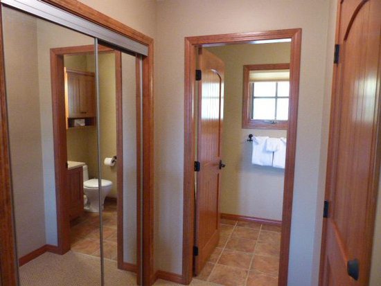 Sun Peaks 3 Bedroom Accommodation - Trails Edge - #1009 Sun Peaks 3 Bedroom Accommodation - Trails Edge - #1009