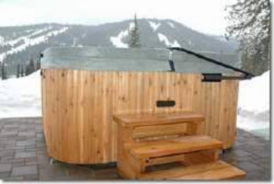 Sun Peaks 3 Bedroom Accommodation - Sundance Estates - #1012