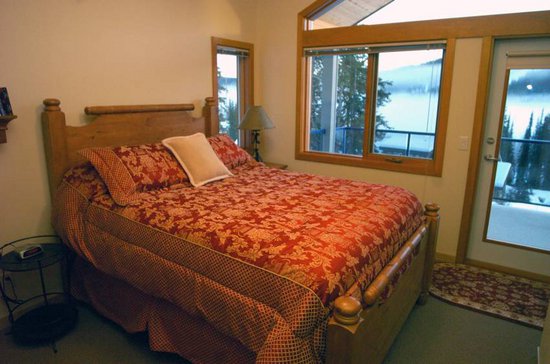 Sun Peaks 3 Bedroom Accommodation - Sundance Estates - #1012