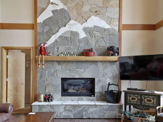 Sun Peaks 3 Bedroom Accommodation - Sundance Estates - #1012