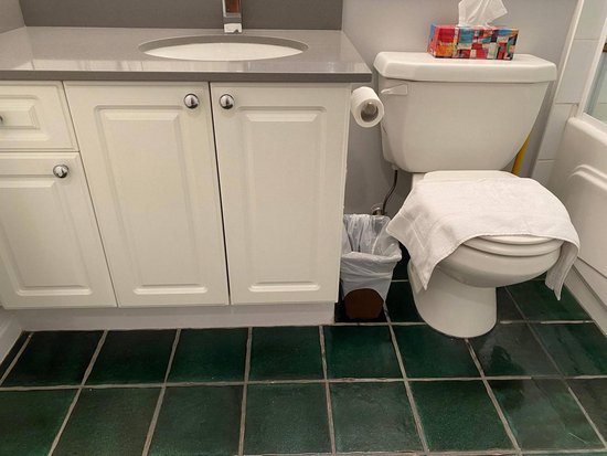 Whistler 1 Bedroom Accommodation - Whistler Town Plaza - Deer Lodge - #1045 Whistler 1 Bedroom Accommodation - Whistler Town Plaza - Deer Lodge - #1045