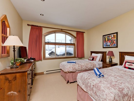 Big White 3 Bedroom Accommodation - Southpoint - #1049