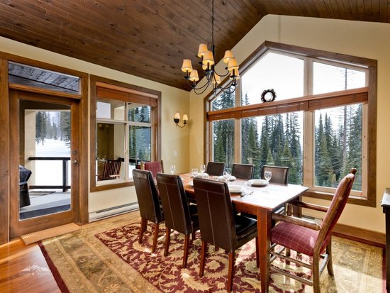 Big White 3 Bedroom Accommodation - Southpoint - #1049