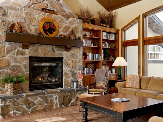 Big White 3 Bedroom Accommodation - Southpoint - #1049