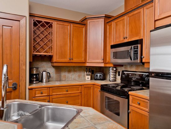 Big White 2 Bedroom Accommodation - Spyglass - #1059