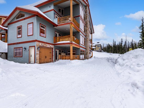 Big White 2 Bedroom Accommodation - Spyglass - #1059