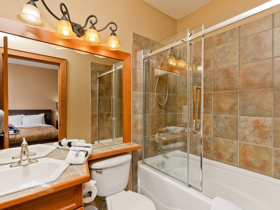 Big White 2 Bedroom Accommodation - Spyglass - #1059