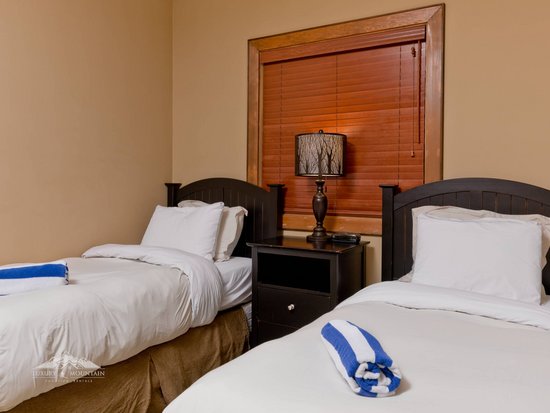 Big White 2 Bedroom Accommodation - Spyglass - #1059