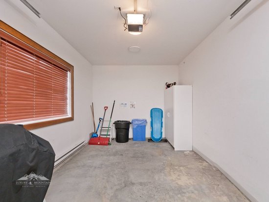 Big White 2 Bedroom Accommodation - Spyglass - #1059