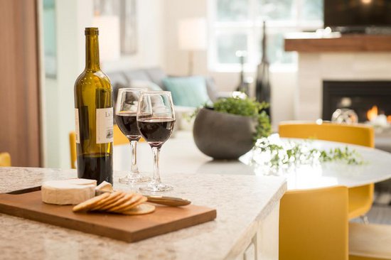 Whistler 4 Bedroom Accommodation - Tyndall Stone Lodge - #106