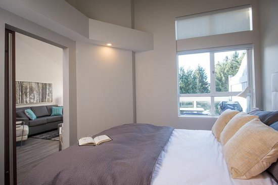 Whistler 4 Bedroom Accommodation - Tyndall Stone Lodge - #106