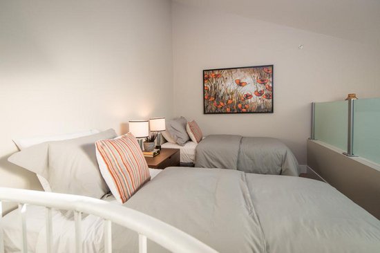 Whistler 4 Bedroom Accommodation - Tyndall Stone Lodge - #106