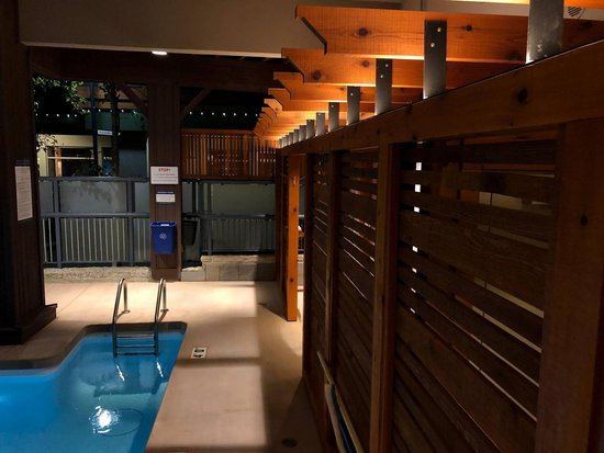 Whistler 4 Bedroom Accommodation - Tyndall Stone Lodge - #106