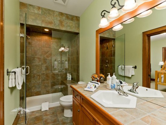 Big White 3 Bedroom Accommodation - Spyglass - #1078