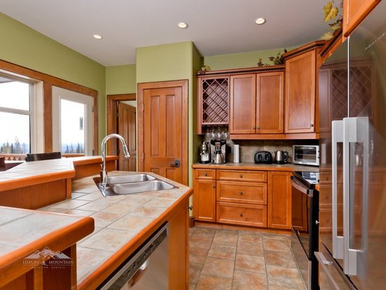 Big White 3 Bedroom Accommodation - Spyglass - #1078