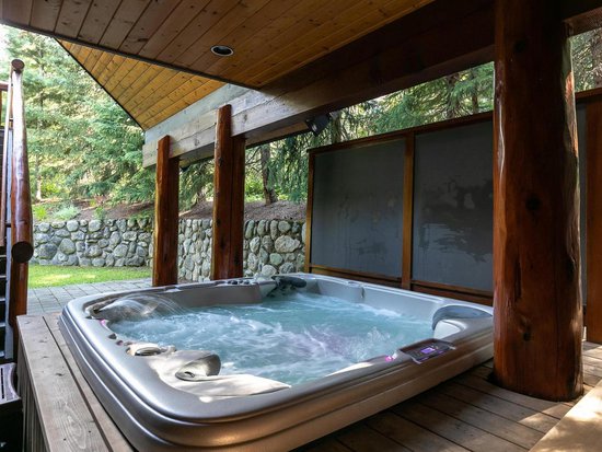 Whistler 10 Bedroom Accommodation - Chalet/House - #1122 Whistler 10 Bedroom Accommodation - Chalet/House - #1122