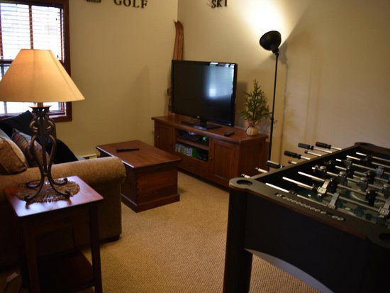Sun Peaks 4 Bedroom Accommodation - Woodhaven - #1165 Sun Peaks 4 Bedroom Accommodation - Woodhaven - #1165