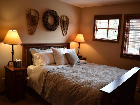 Sun Peaks 4 Bedroom Accommodation - Woodhaven - #1165 Sun Peaks 4 Bedroom Accommodation - Woodhaven - #1165