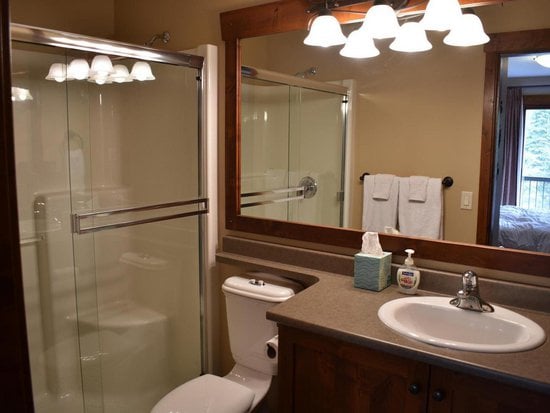 Sun Peaks 4 Bedroom Accommodation - Woodhaven - #1165 Sun Peaks 4 Bedroom Accommodation - Woodhaven - #1165