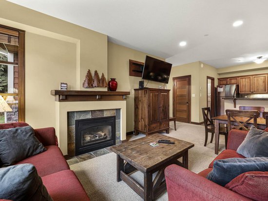 Sun Peaks 2 Bedroom Accommodation - Stone's Throw - #1181 Sun Peaks 2 Bedroom Accommodation - Stone's Throw - #1181