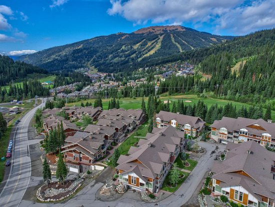 Sun Peaks 2 Bedroom Accommodation - Stone's Throw - #1181 Sun Peaks 2 Bedroom Accommodation - Stone's Throw - #1181
