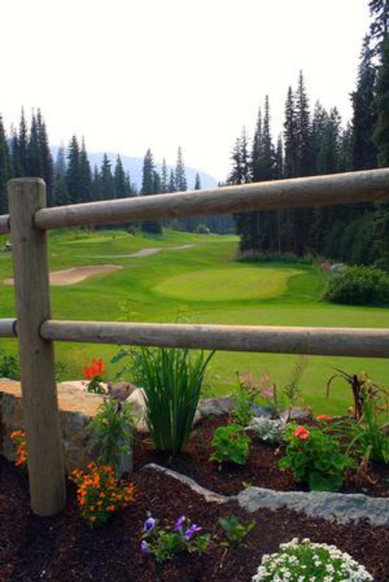 Sun Peaks 2 Bedroom Accommodation - Trapper's Landing - #1202 Sun Peaks 2 Bedroom Accommodation - Trapper's Landing - #1202