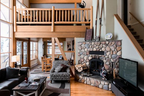 Big White 5 Bedroom Accommodation - Snow Pine Estates - #1219