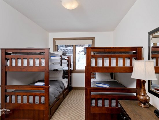 Big White 3 Bedroom Accommodation - Timbers - #1234 Big White 3 Bedroom Accommodation - Timbers - #1234