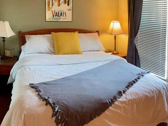 Whistler 1 Bedroom Accommodation - Glacier's Reach - #1276