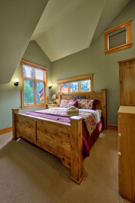 Kicking Horse 4 Bedroom Accommodation - Purcell Woods - #1296