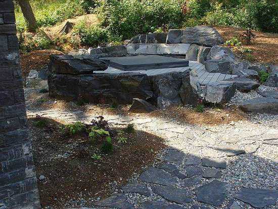 Kicking Horse 4 Bedroom Accommodation - Purcell Woods - #1296