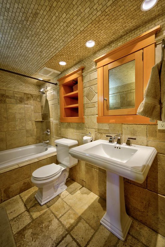 Kicking Horse 4 Bedroom Accommodation - Purcell Woods - #1296