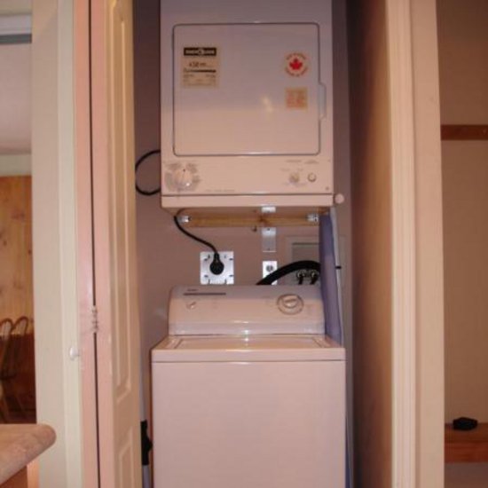 Whistler Studio Accommodation - Whistler Town Plaza - Deer Lodge - #1386