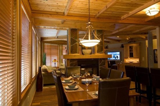 Big White 4 Bedroom Accommodation - Copper Kettle Lodge - #1396 Big White 4 Bedroom Accommodation - Copper Kettle Lodge - #1396
