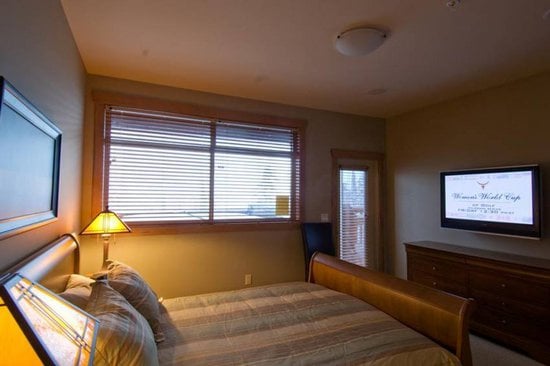 Big White 4 Bedroom Accommodation - Copper Kettle Lodge - #1396 Big White 4 Bedroom Accommodation - Copper Kettle Lodge - #1396