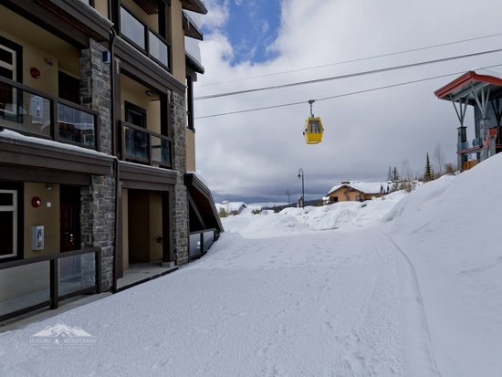 Big White 2 Bedroom Accommodation - Southpoint - #1405