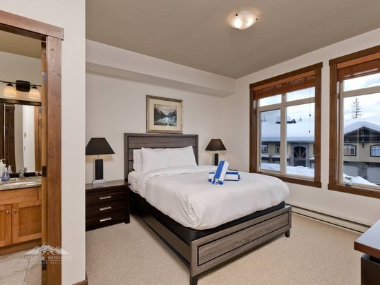 Big White 2 Bedroom Accommodation - Southpoint - #1405