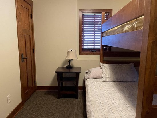 Sun Peaks 4 Bedroom Accommodation - Woodhaven - #1460 Sun Peaks 4 Bedroom Accommodation - Woodhaven - #1460