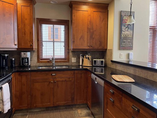 Sun Peaks 4 Bedroom Accommodation - Woodhaven - #1460 Sun Peaks 4 Bedroom Accommodation - Woodhaven - #1460