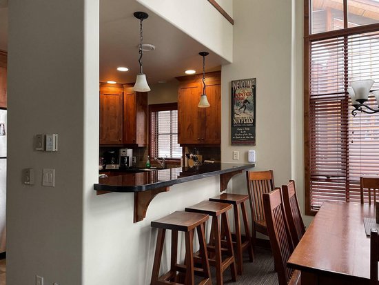Sun Peaks 4 Bedroom Accommodation - Woodhaven - #1460 Sun Peaks 4 Bedroom Accommodation - Woodhaven - #1460