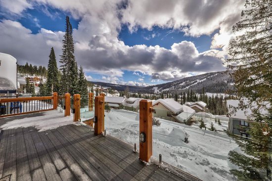 Sun Peaks 4 Bedroom Accommodation - Sundance Estates - #1469 Sun Peaks 4 Bedroom Accommodation - Sundance Estates - #1469
