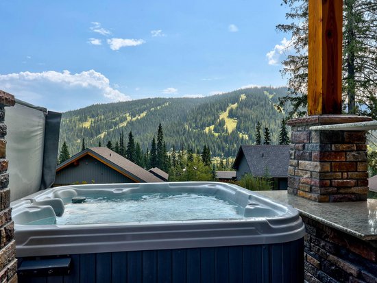 Sun Peaks 4 Bedroom Accommodation - Sundance Estates - #1469 Sun Peaks 4 Bedroom Accommodation - Sundance Estates - #1469