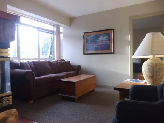 Whistler 1 Bedroom Accommodation - Whistler Town Plaza - Deer Lodge - #1470