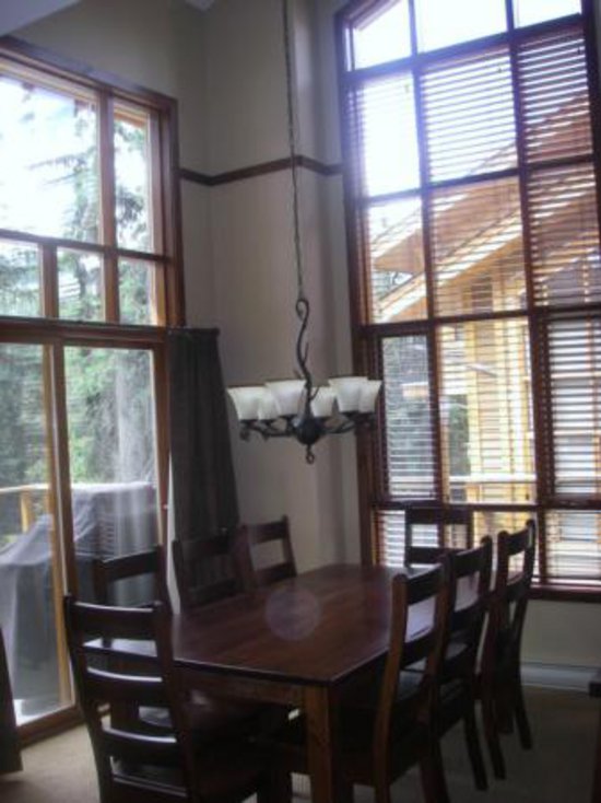 Sun Peaks 4 Bedroom Accommodation - Woodhaven - #1482 Sun Peaks 4 Bedroom Accommodation - Woodhaven - #1482